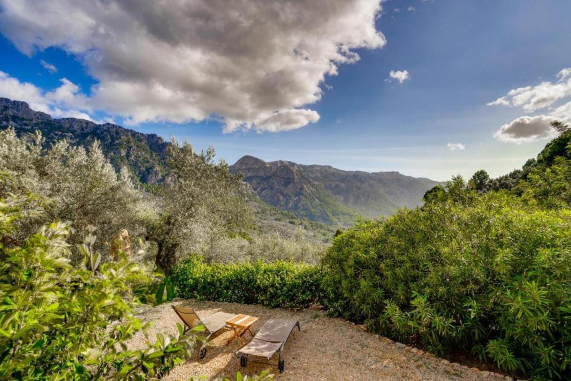 Casita De Montana Cerca Del Mar Guest House ฟอร์นาลุทซ์ ภายนอก รูปภาพ